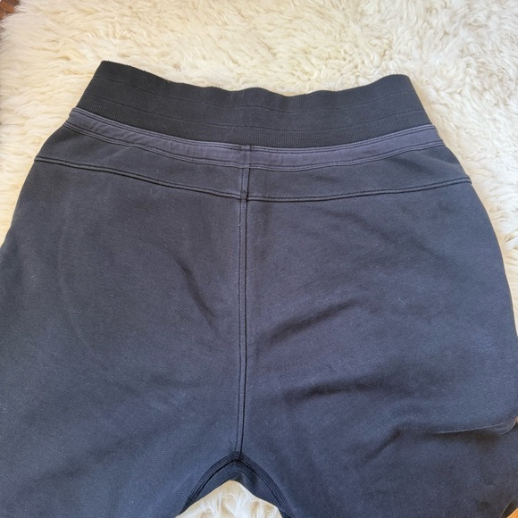 Lulu Dark Grey Black Jogger Pants Size 6 - Picture 4 of 7